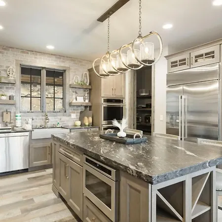 Sunset Ridge Hideaway Villa